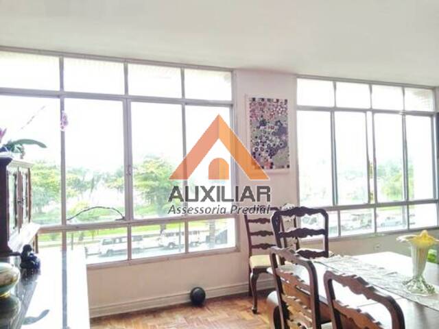 Apartamento para Venda em Santos - 4